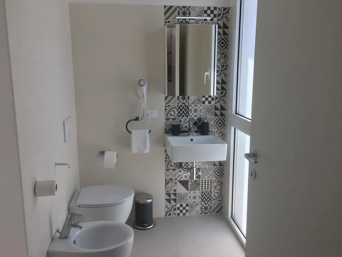 Linda'S B&B Ragusa 0*,  Italy